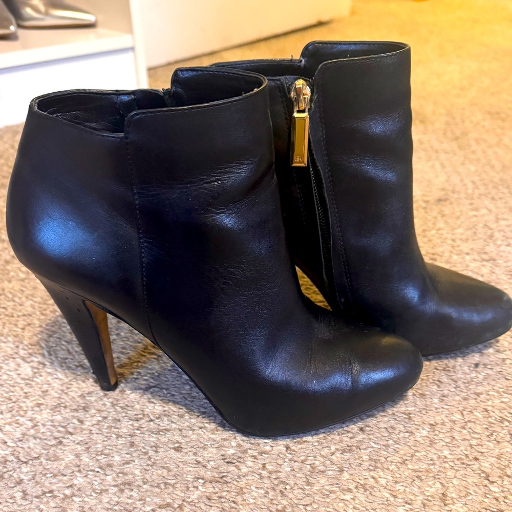 Banana republic black leather booties
